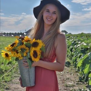 Meet your Posher, Meagan